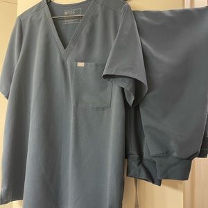 Figs Dark Harbor Scrub Set